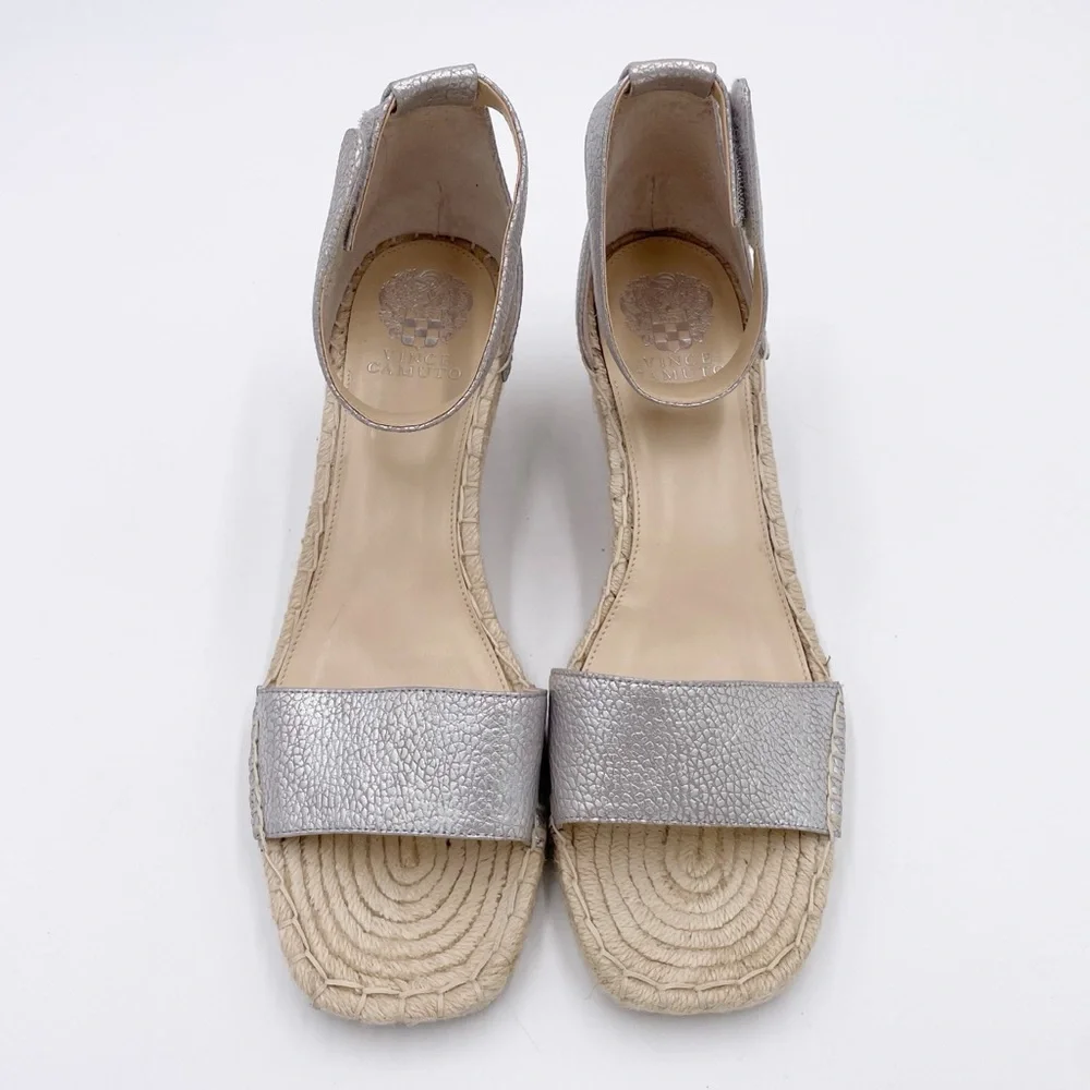 Vince Camuto vince camuto